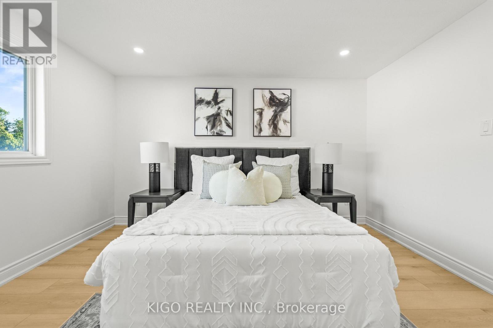25 BUSH CLOVER CRESCENT - 14