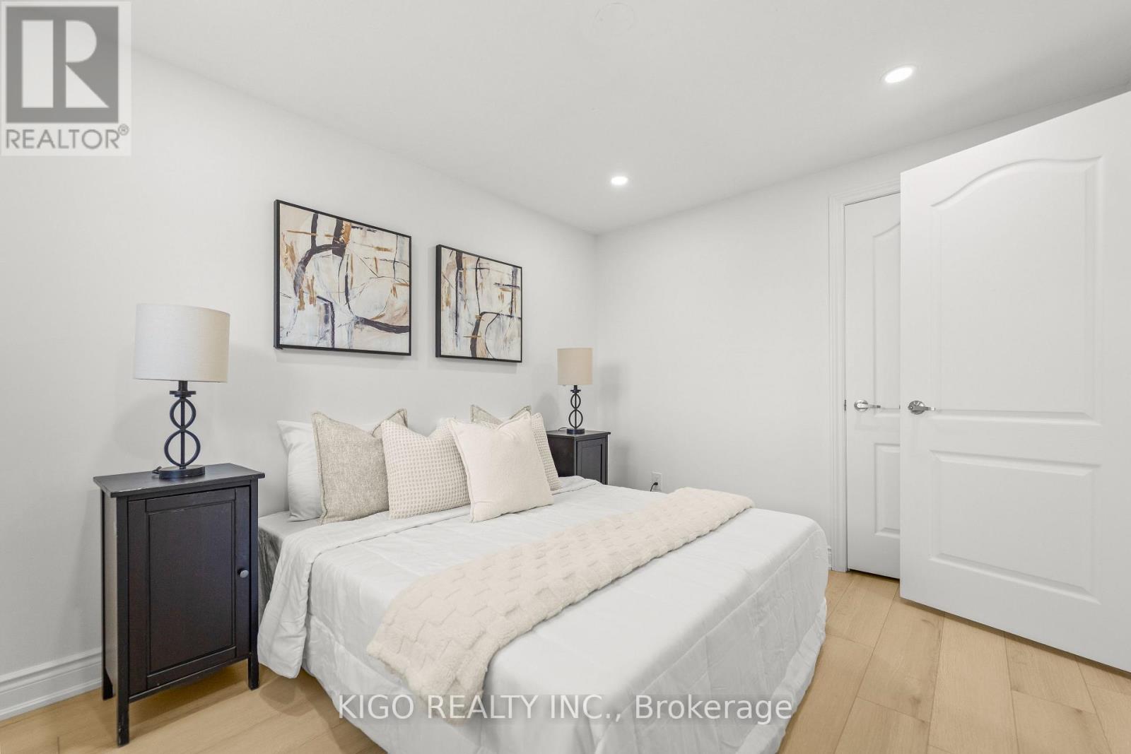 25 BUSH CLOVER CRESCENT - 20