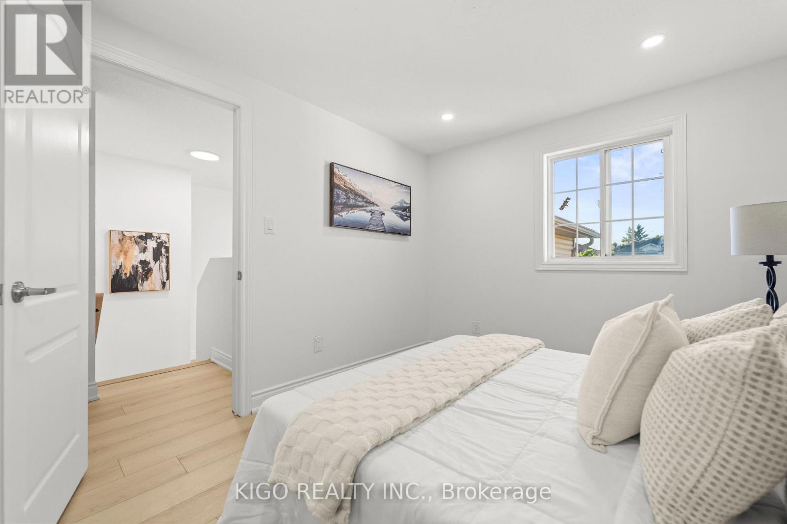 25 BUSH CLOVER CRESCENT - 21