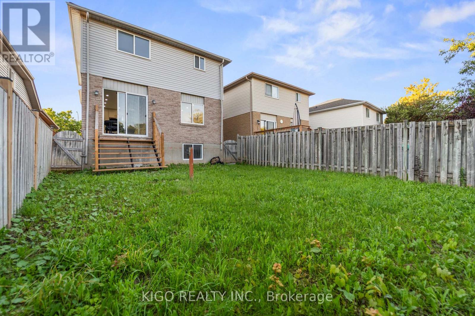 25 BUSH CLOVER CRESCENT - 28