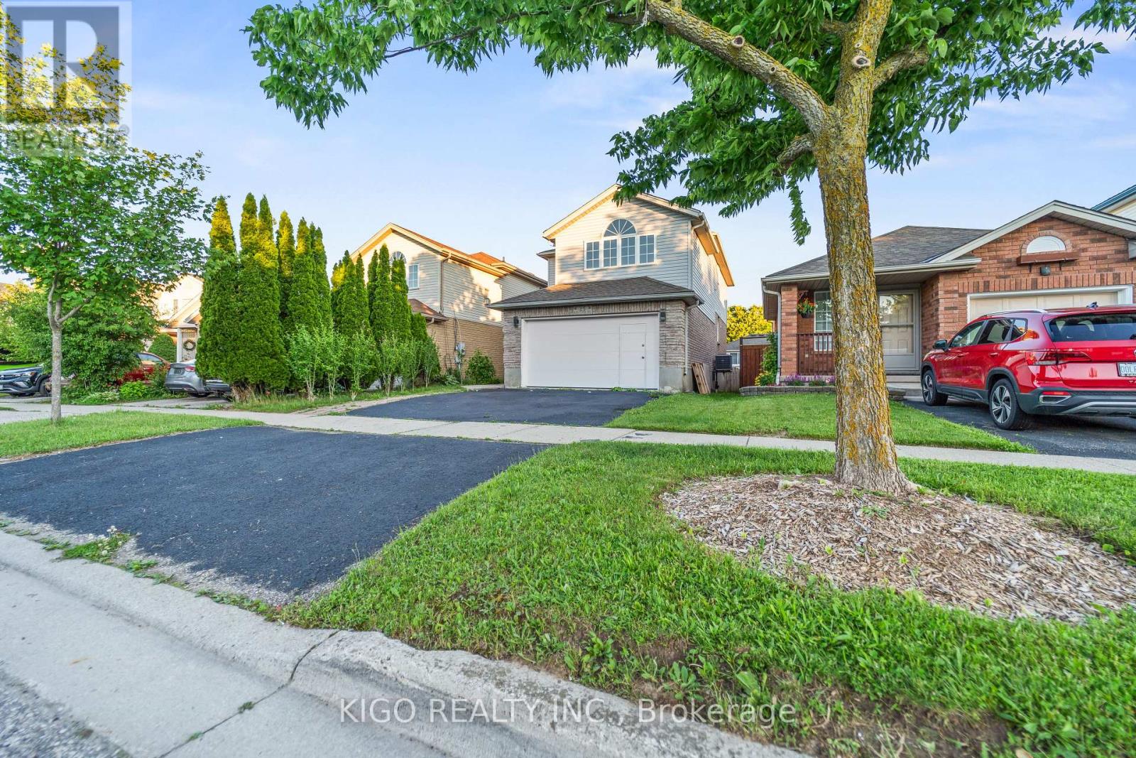 25 BUSH CLOVER CRESCENT - 3