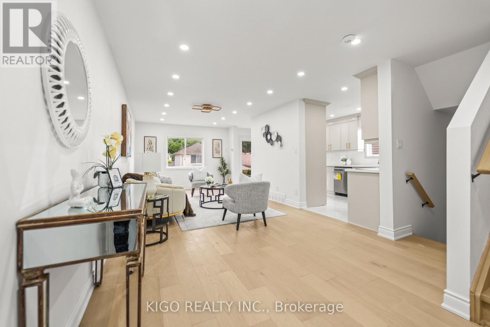 25 BUSH CLOVER CRESCENT - 4