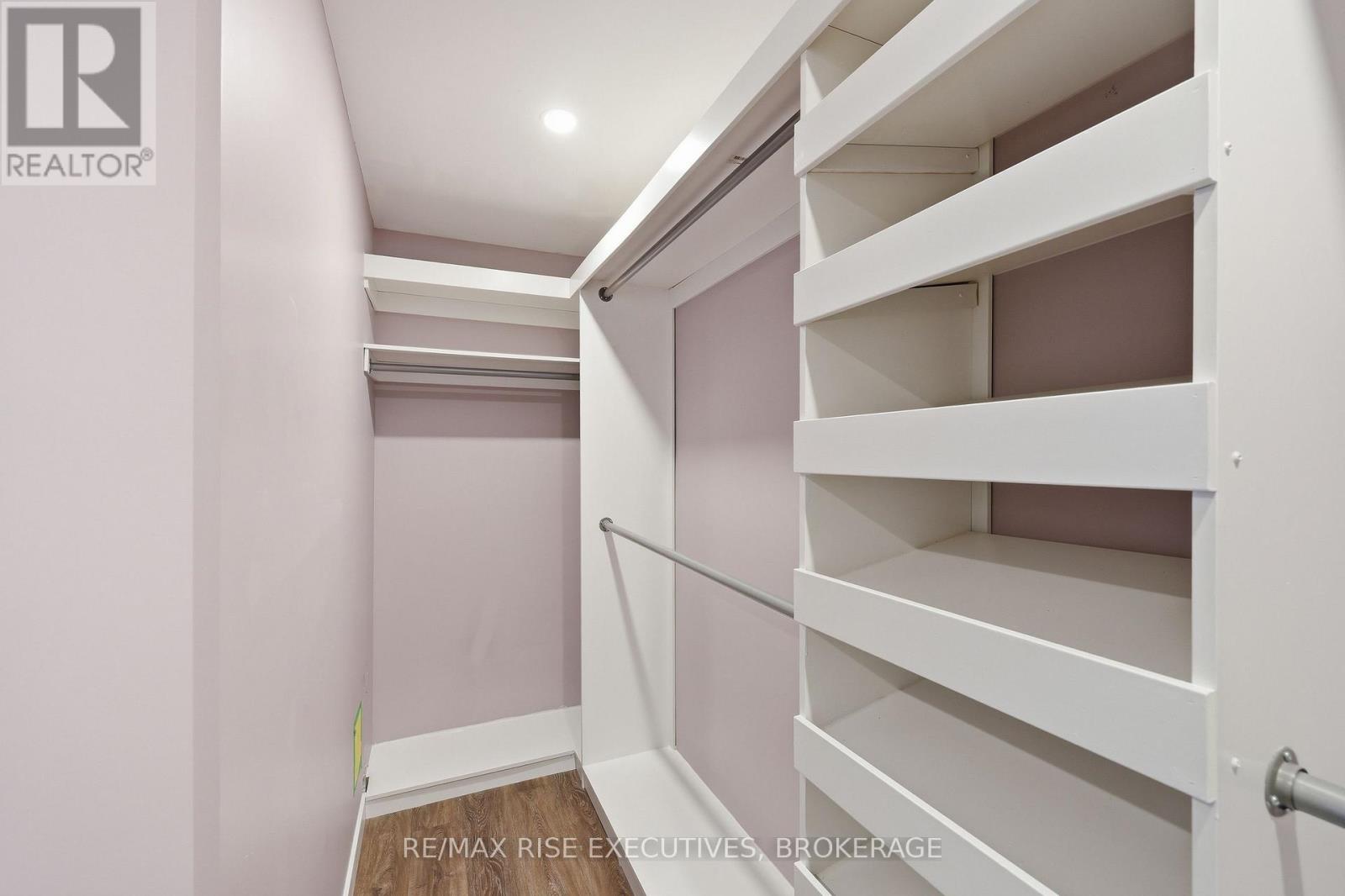 137 FORD STREET - 26