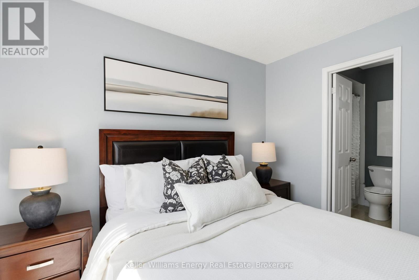 25 HABITANT CRESCENT - 21
