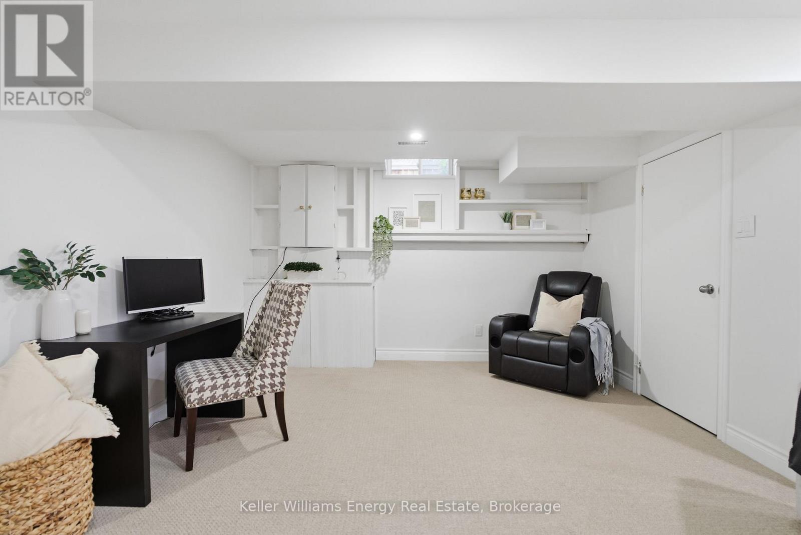 25 HABITANT CRESCENT - 28