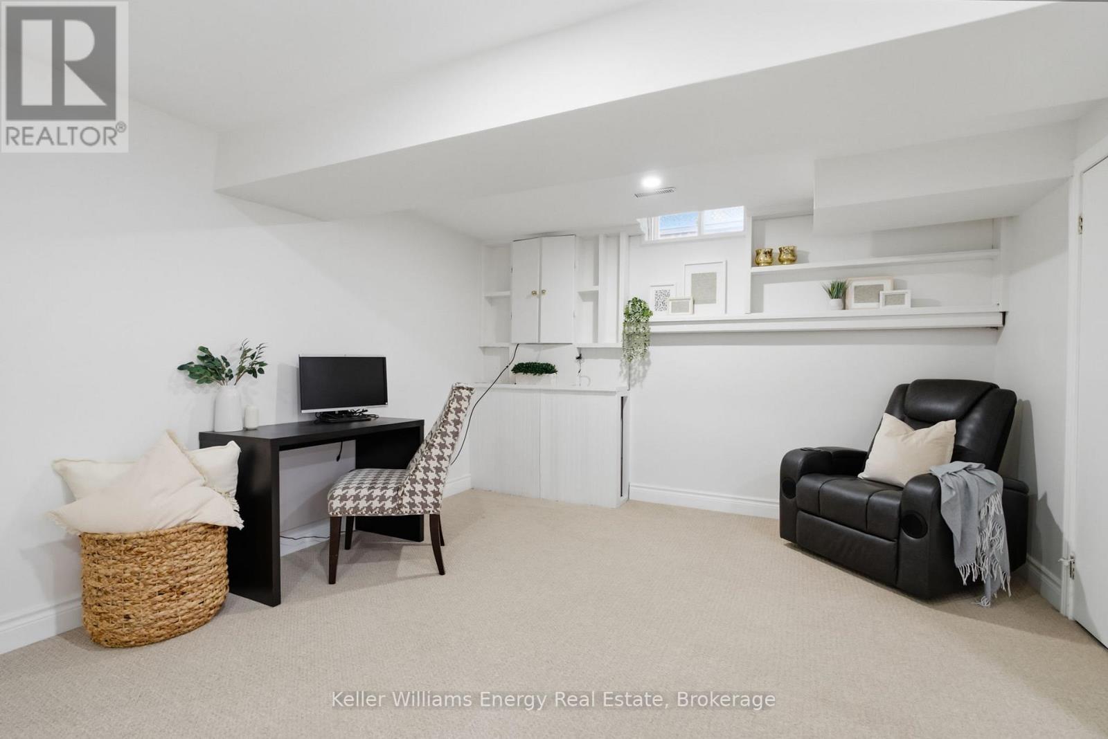 25 HABITANT CRESCENT - 29
