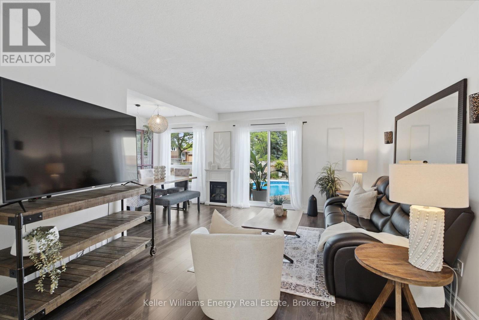 25 HABITANT CRESCENT - 6