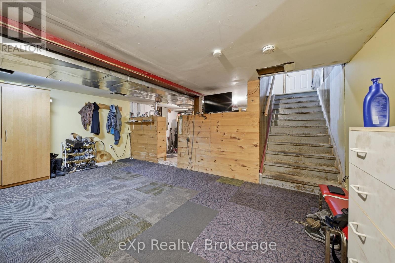 370 SIDNEY STREET - 16