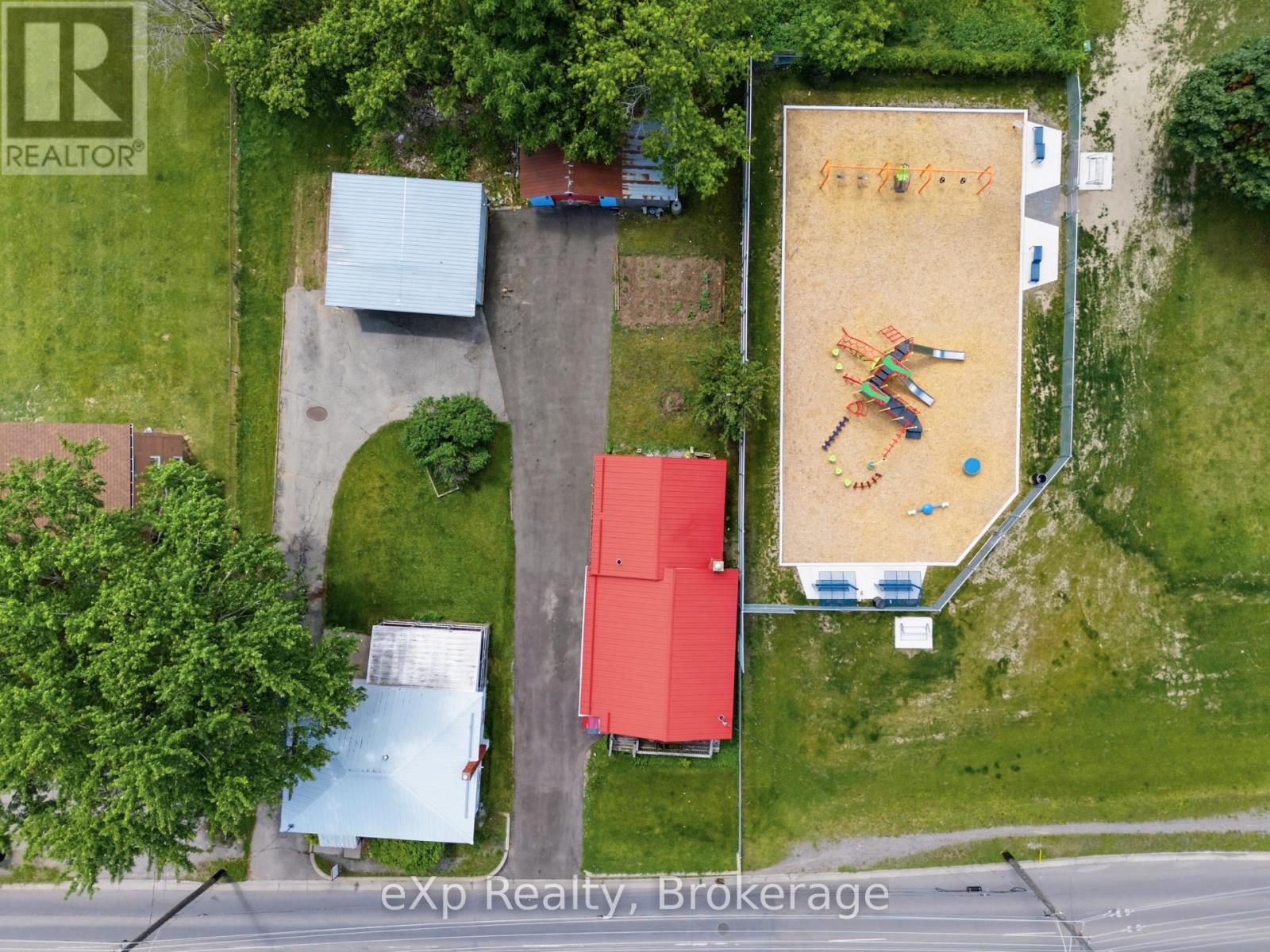 370 SIDNEY STREET - 25