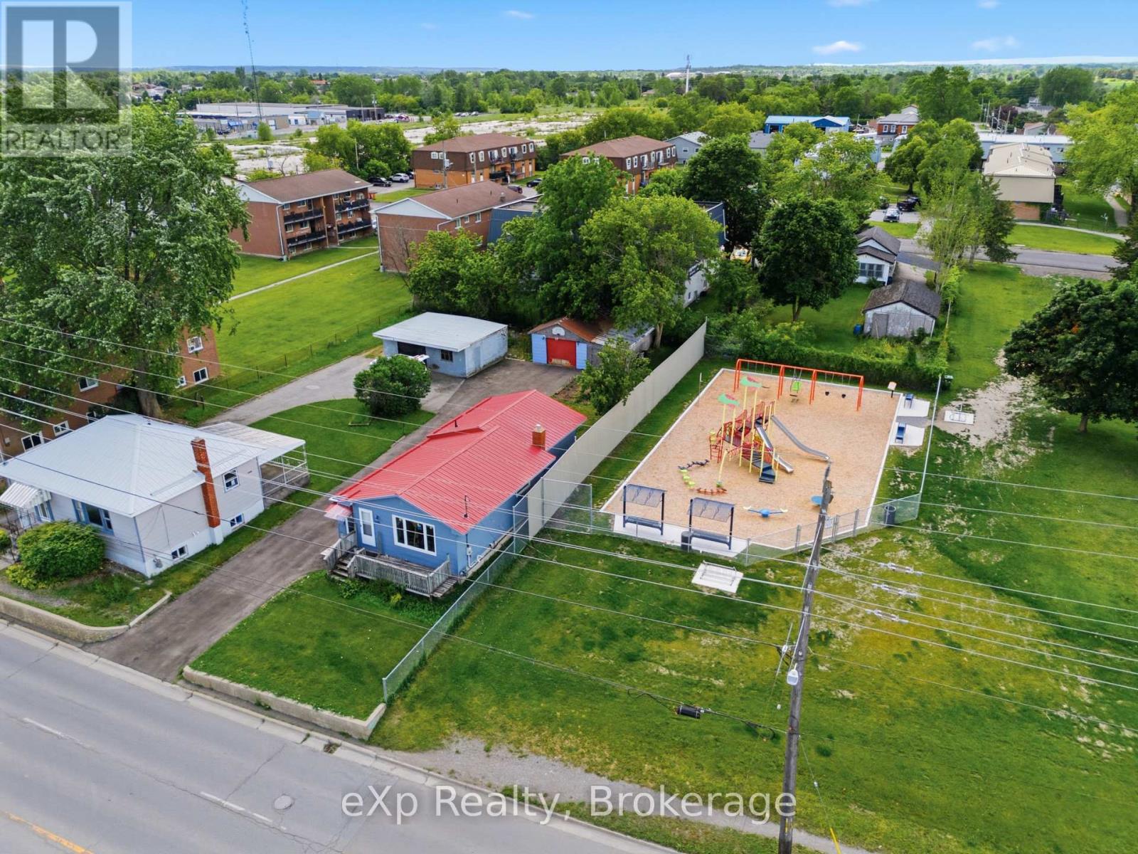 370 SIDNEY STREET - 29
