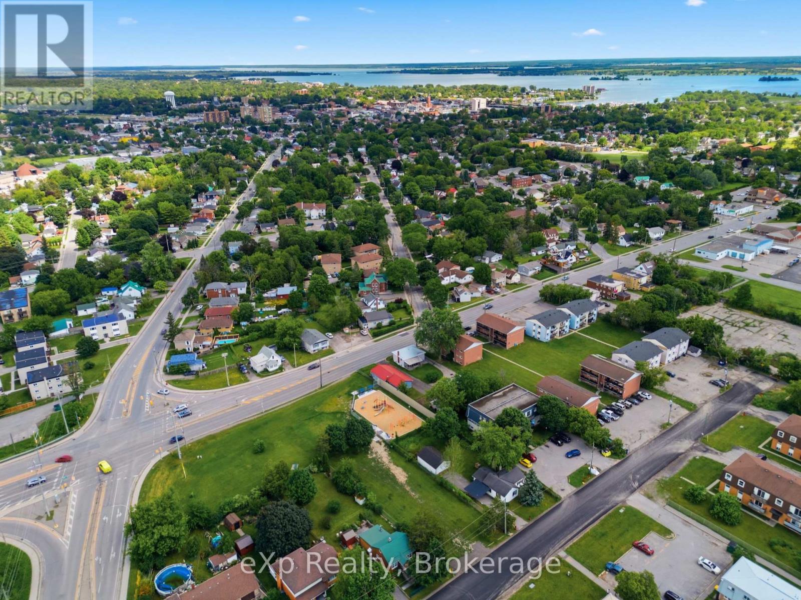 370 SIDNEY STREET - 32