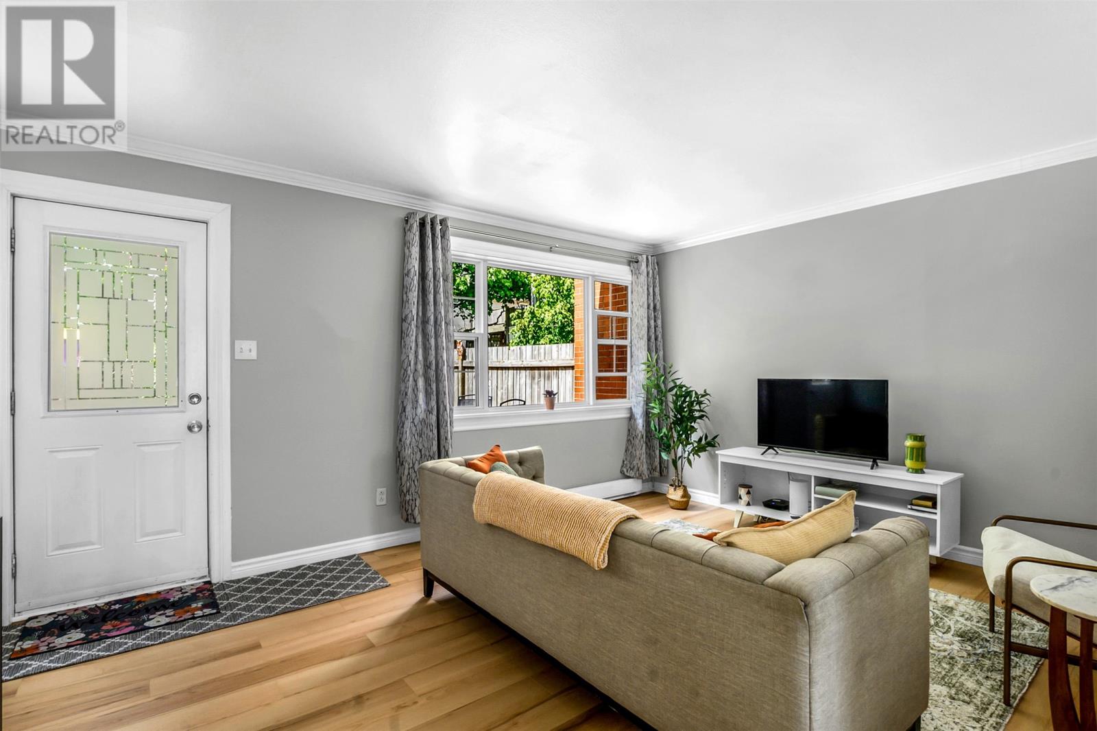 55 Lester Street thumbnail 8