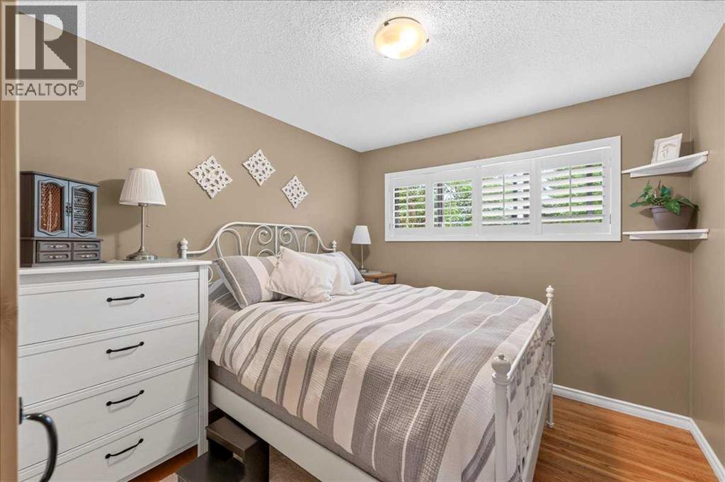 9715 Fairmount Drive SE — photo 16