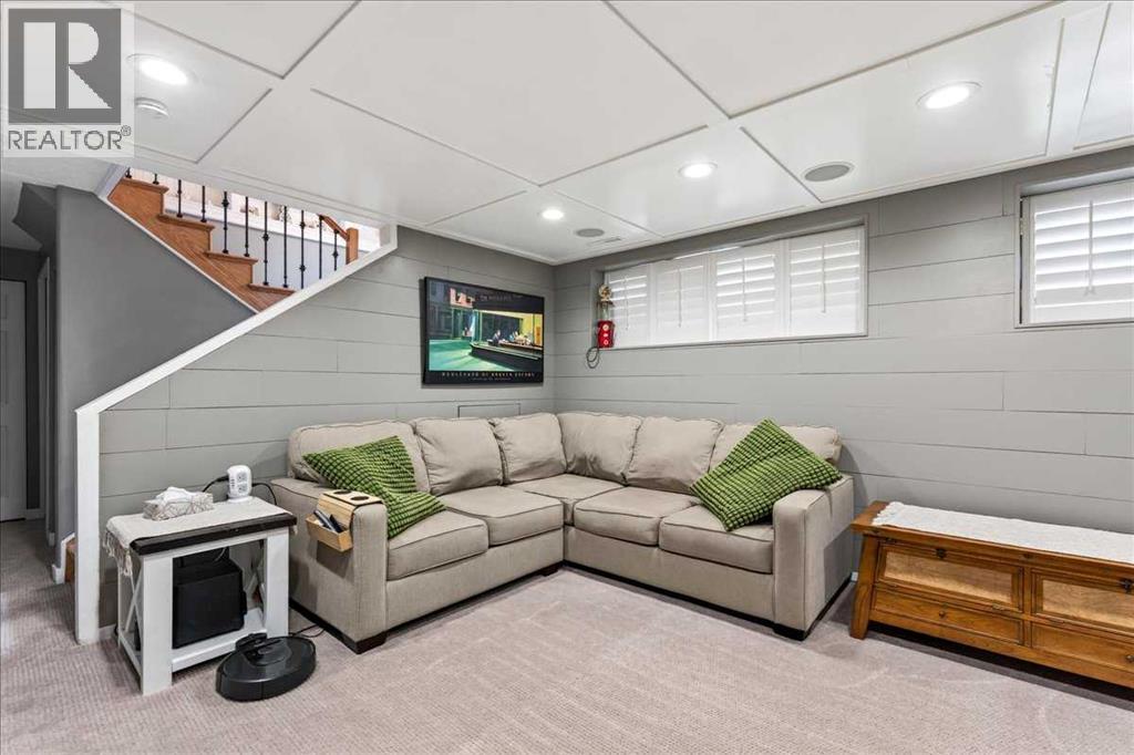 9715 Fairmount Drive SE — photo 24