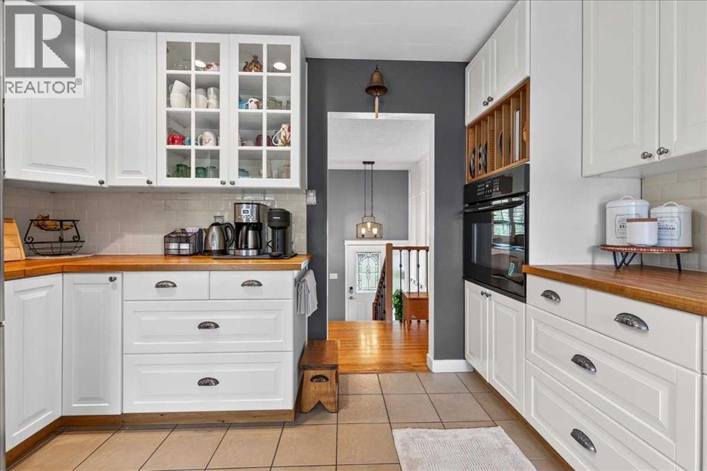 9715 Fairmount Drive SE — photo 10