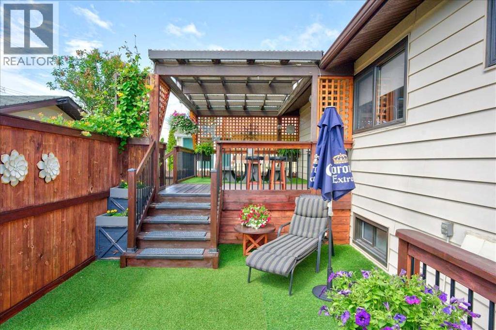 9715 Fairmount Drive SE — photo 32