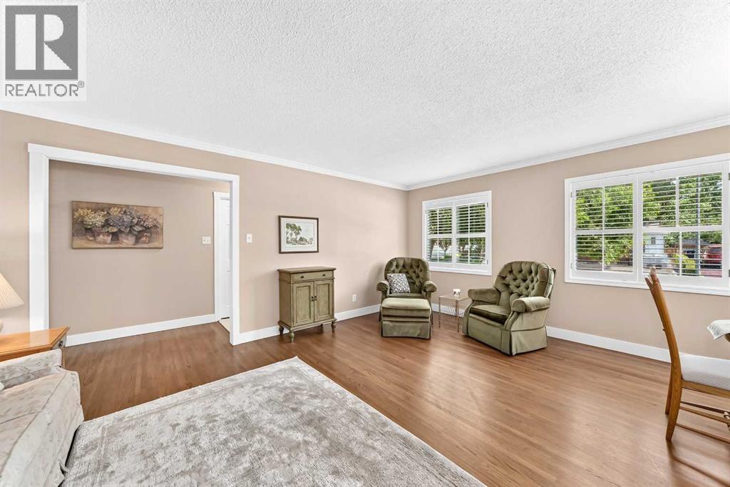 10435 Mapleridge Crescent SE — photo 11