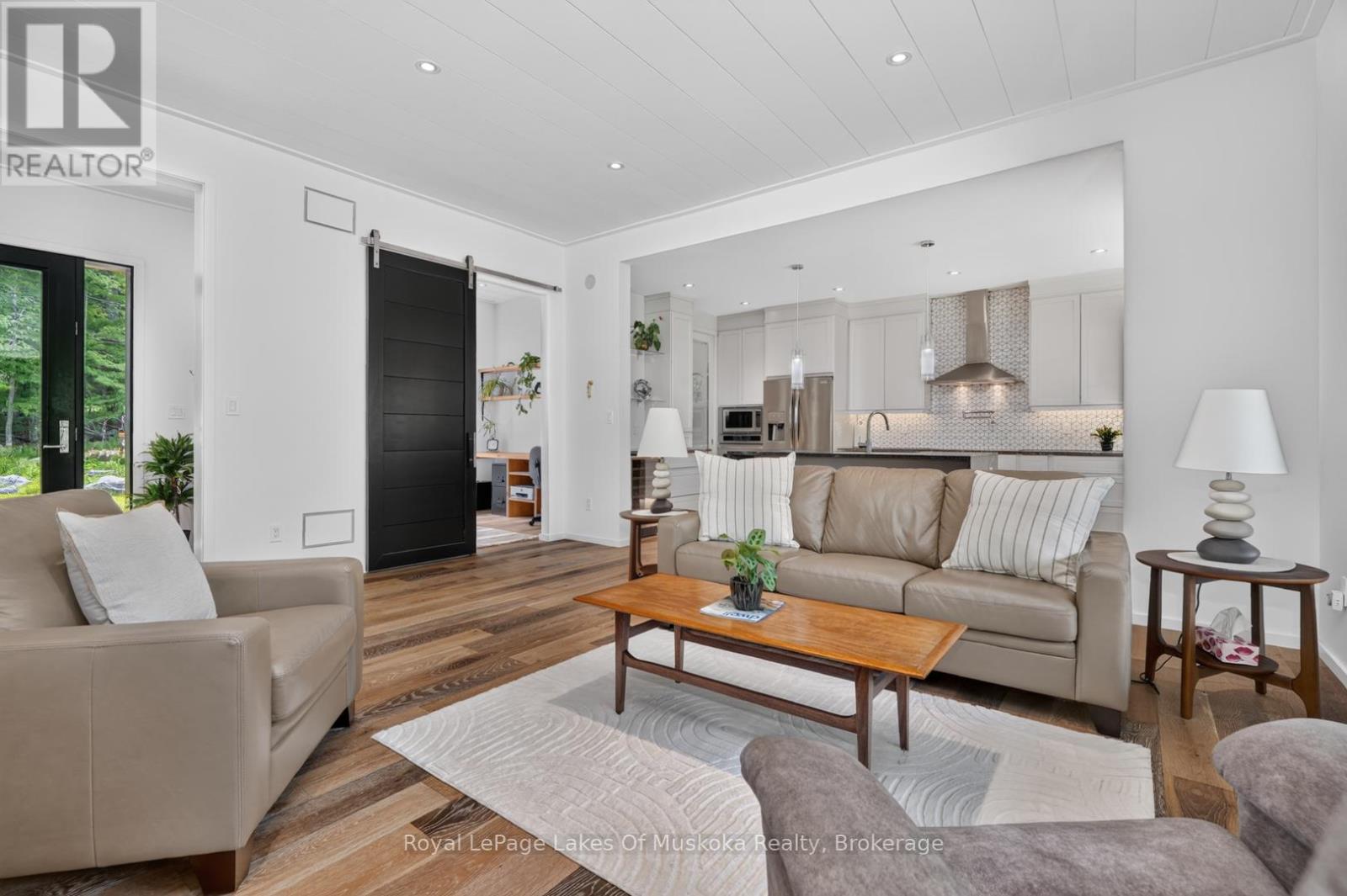 1129 NORTH PORTAGE ROAD - 10