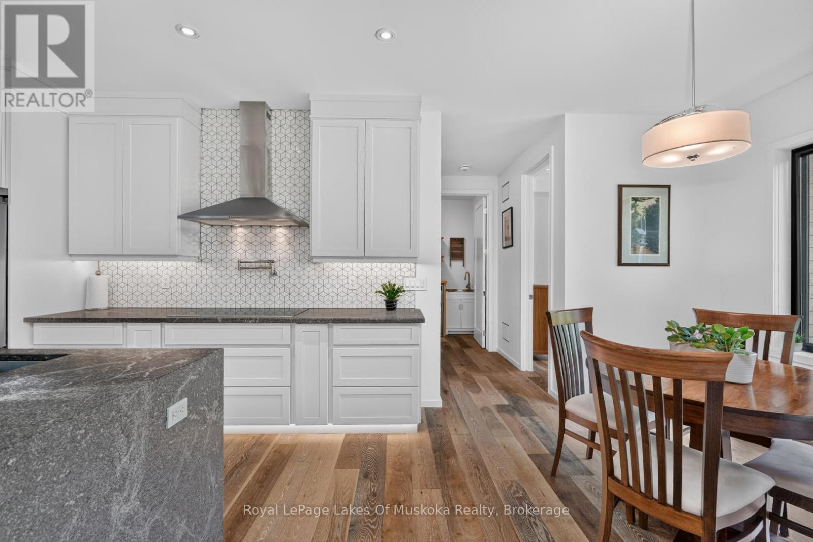 1129 NORTH PORTAGE ROAD - 14