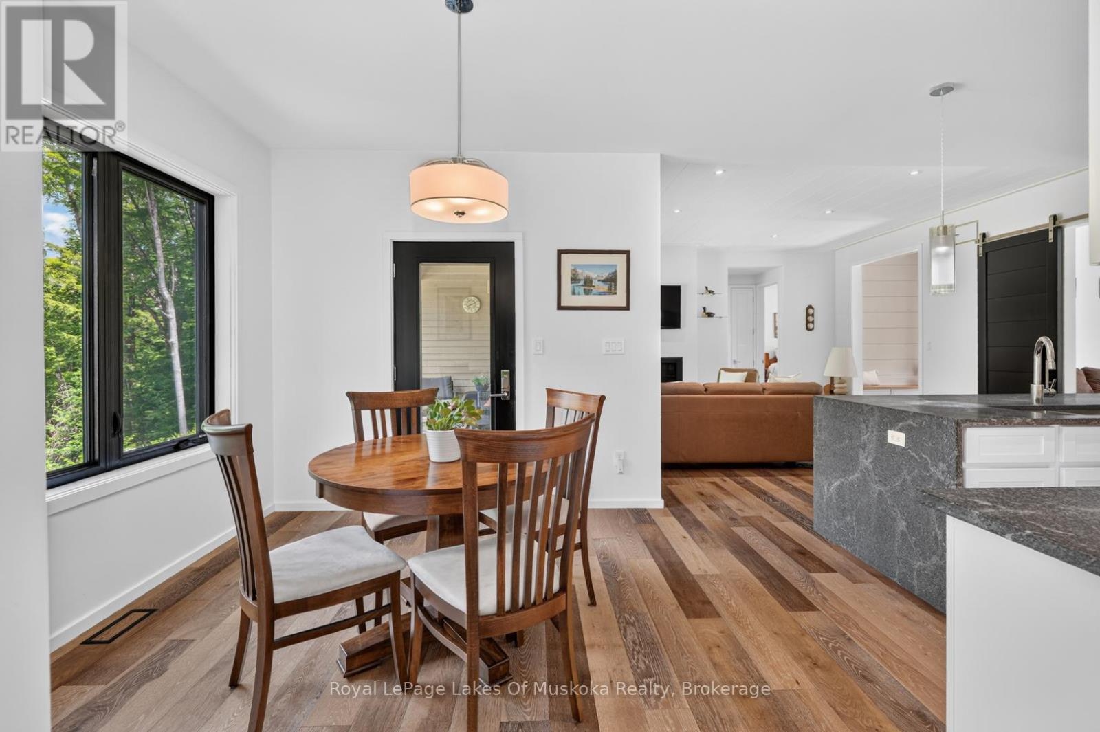 1129 NORTH PORTAGE ROAD - 22