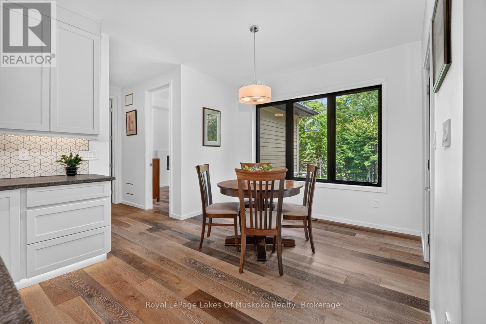 1129 NORTH PORTAGE ROAD - 23