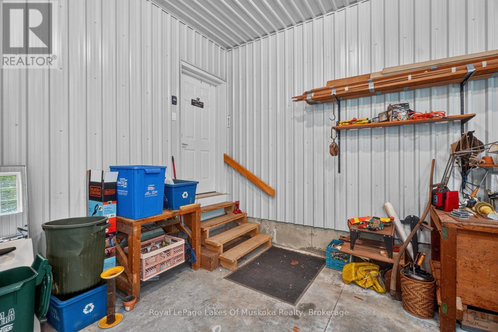 1129 NORTH PORTAGE ROAD - 39