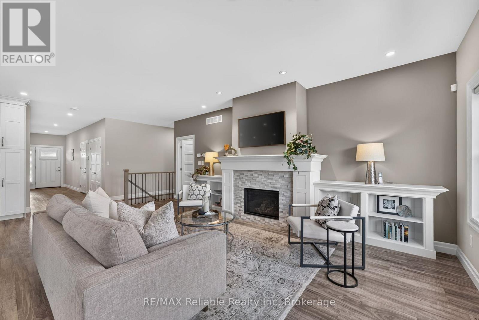 13 THIMBLEWEED DRIVE - 11