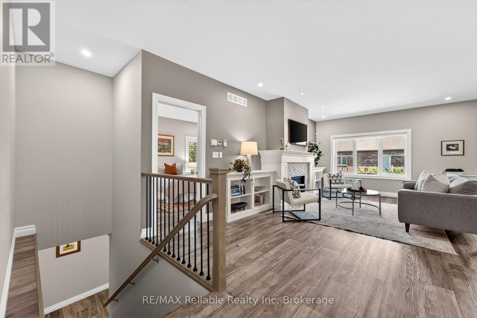 13 THIMBLEWEED DRIVE - 22