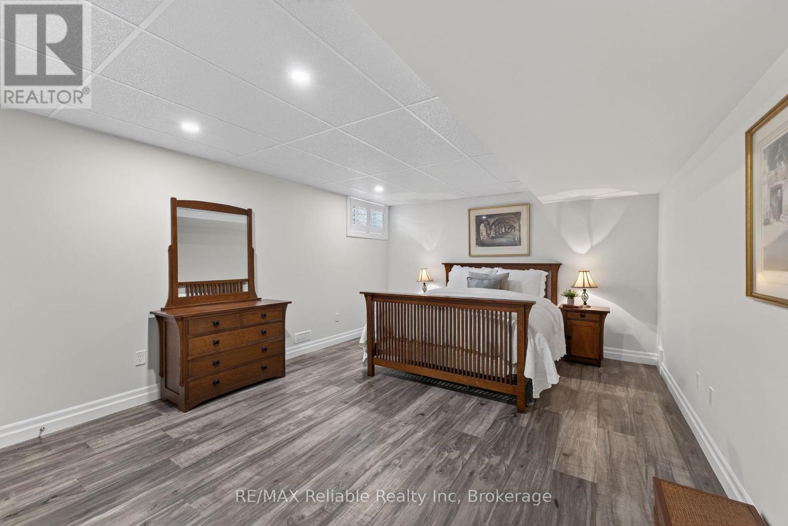 13 THIMBLEWEED DRIVE - 26