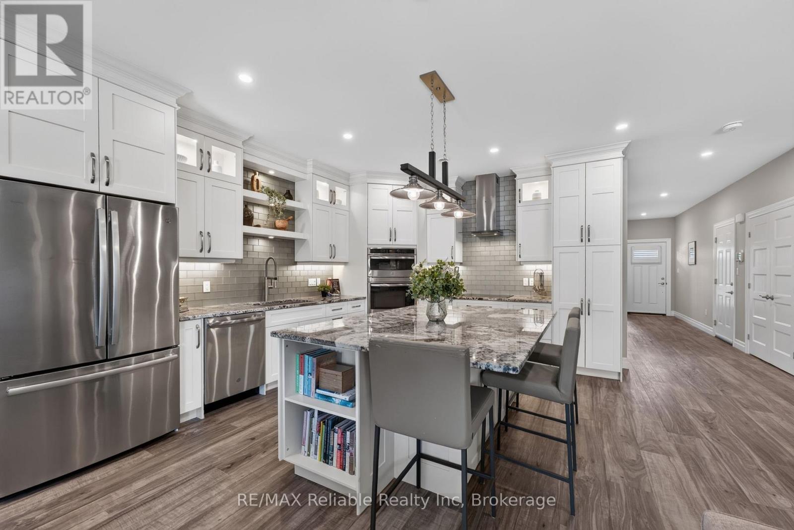 13 THIMBLEWEED DRIVE - 7