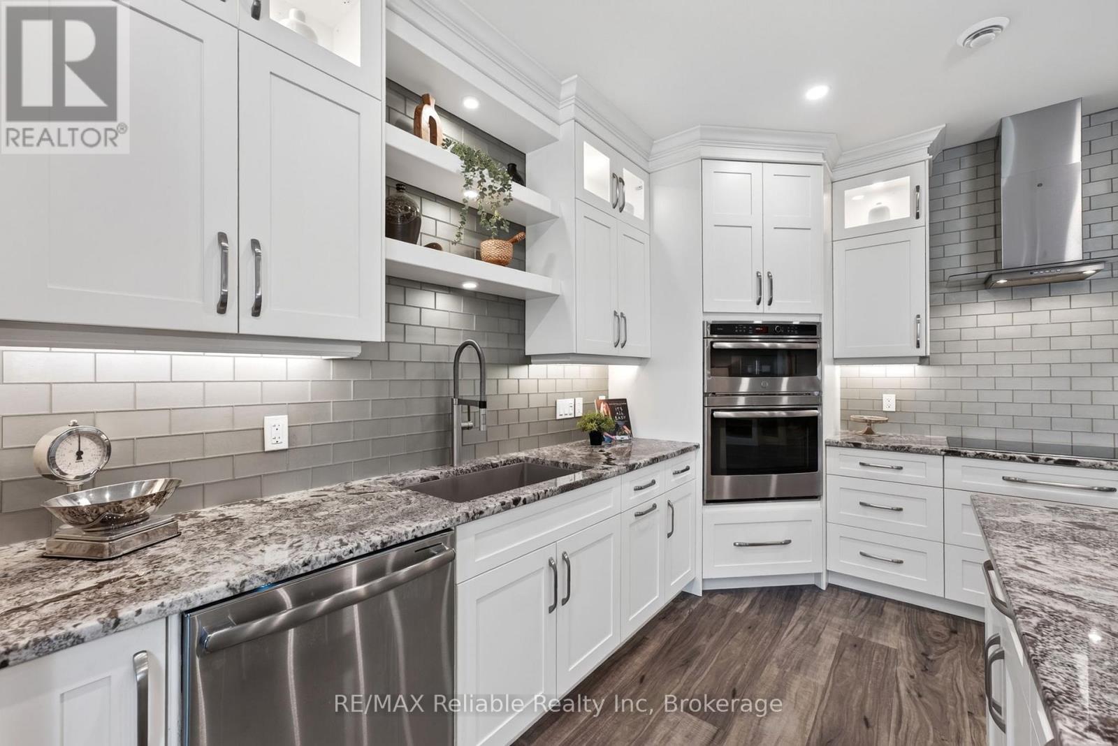 13 THIMBLEWEED DRIVE - 8