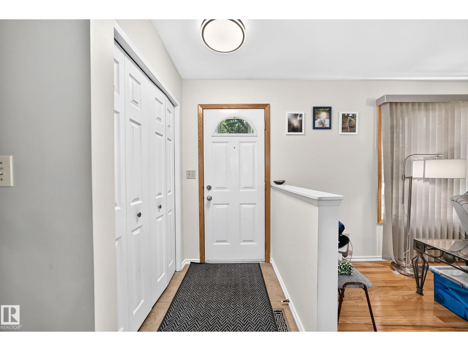 11708 138 AV NW NW - photo 4