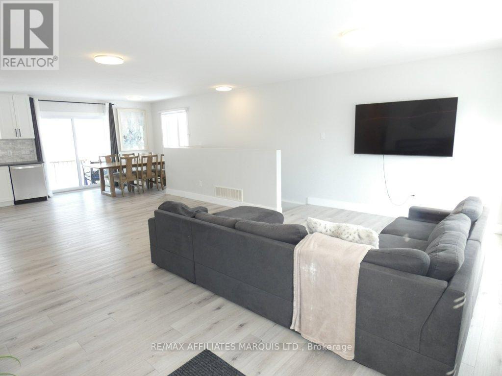 69 ST POLYCARP STREET - 12