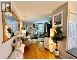 49 Beechwood Avenue, photo 5
