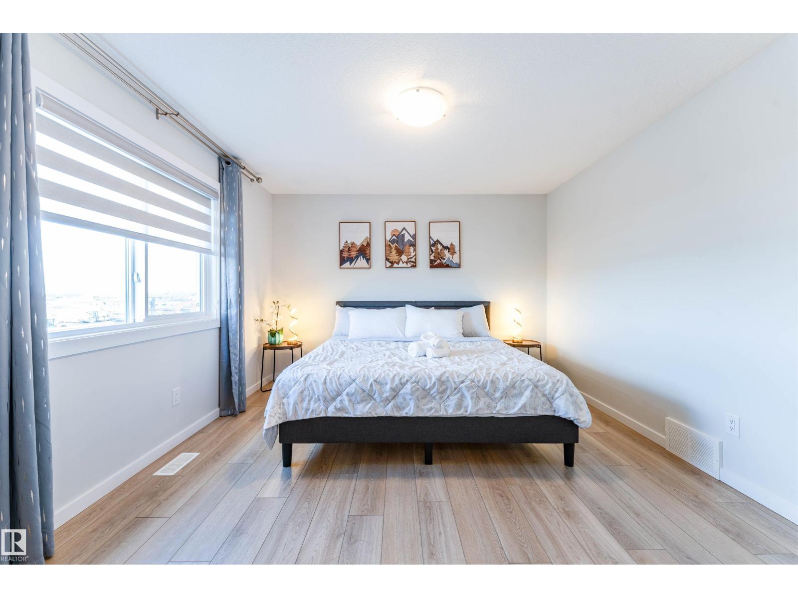8426 228a ST NW NW - 26