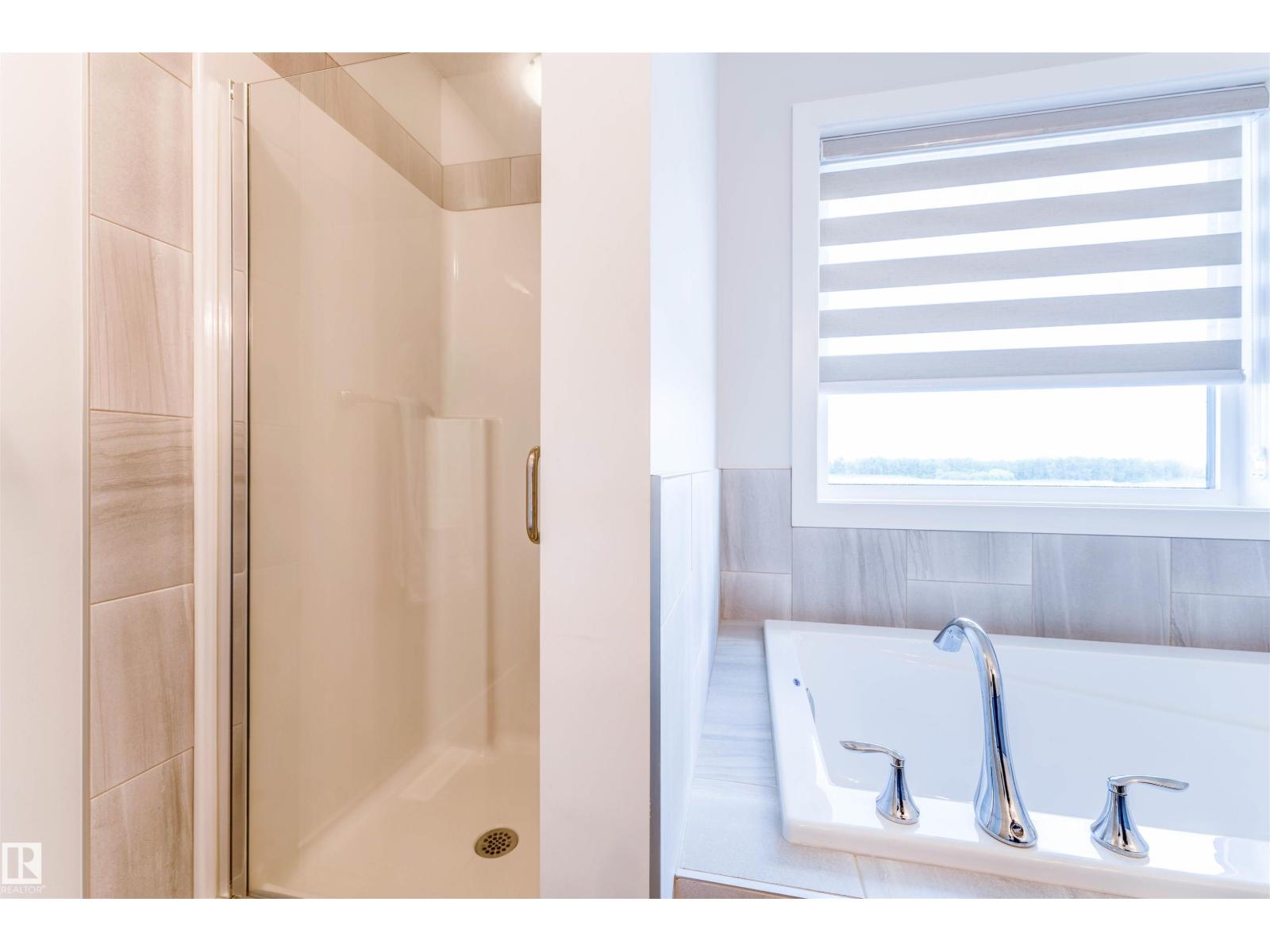 8426 228a ST NW NW - 31