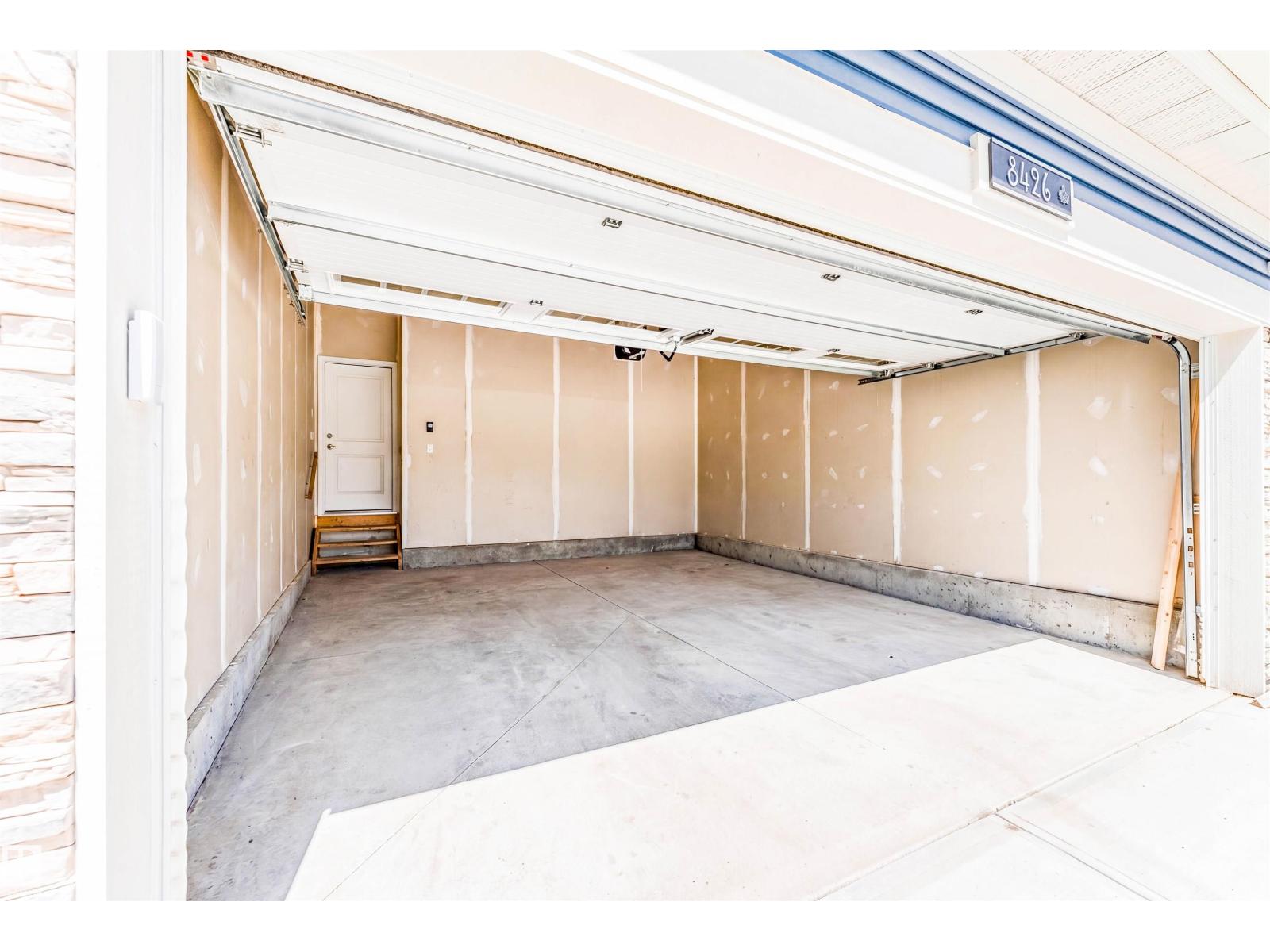 8426 228a ST NW NW - 57