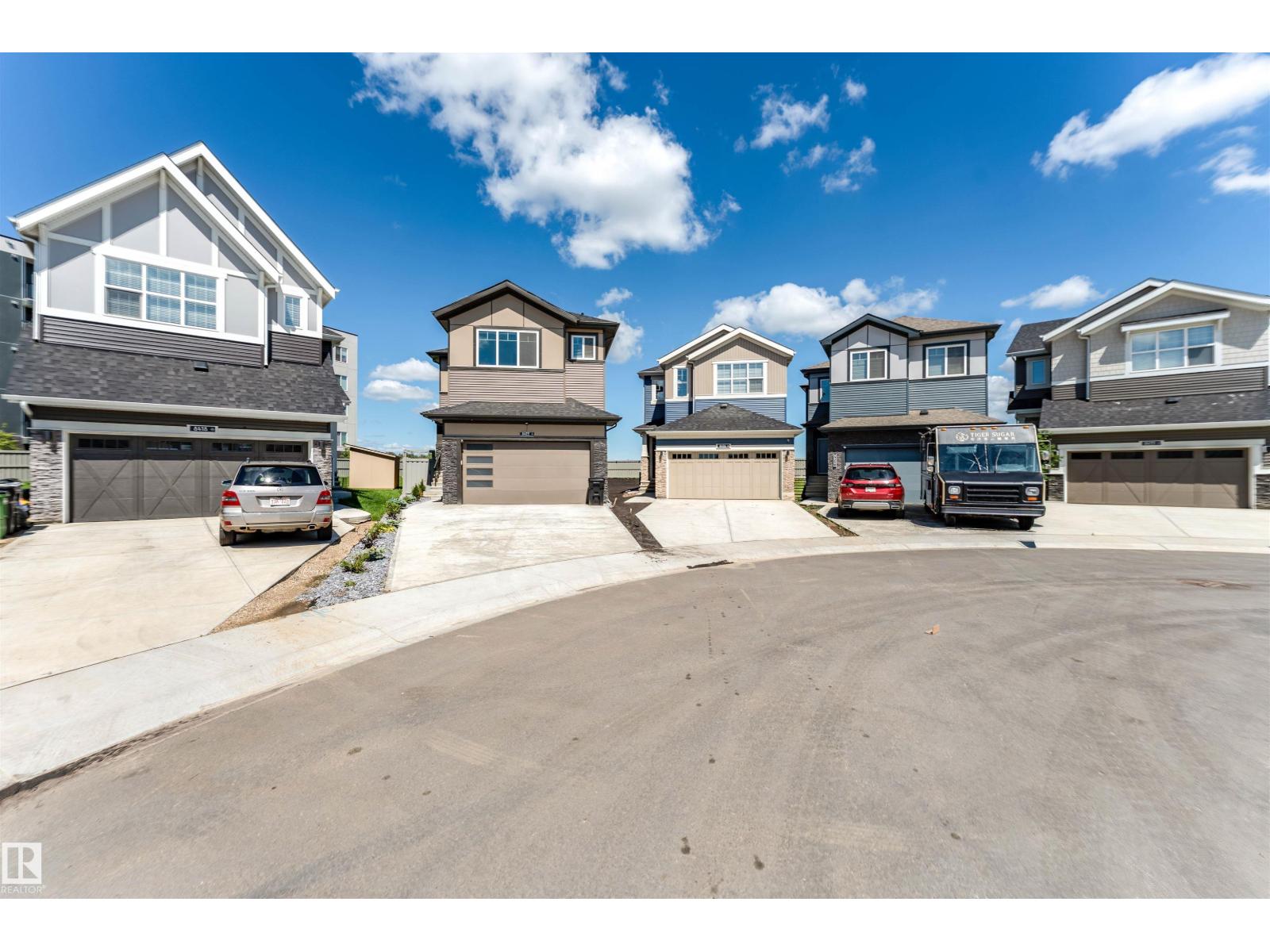 8426 228a ST NW NW - 58