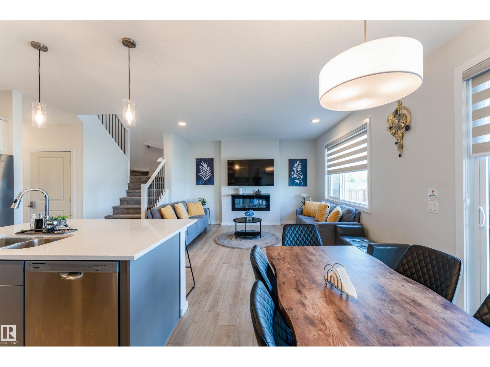 8426 228a ST NW NW - 6