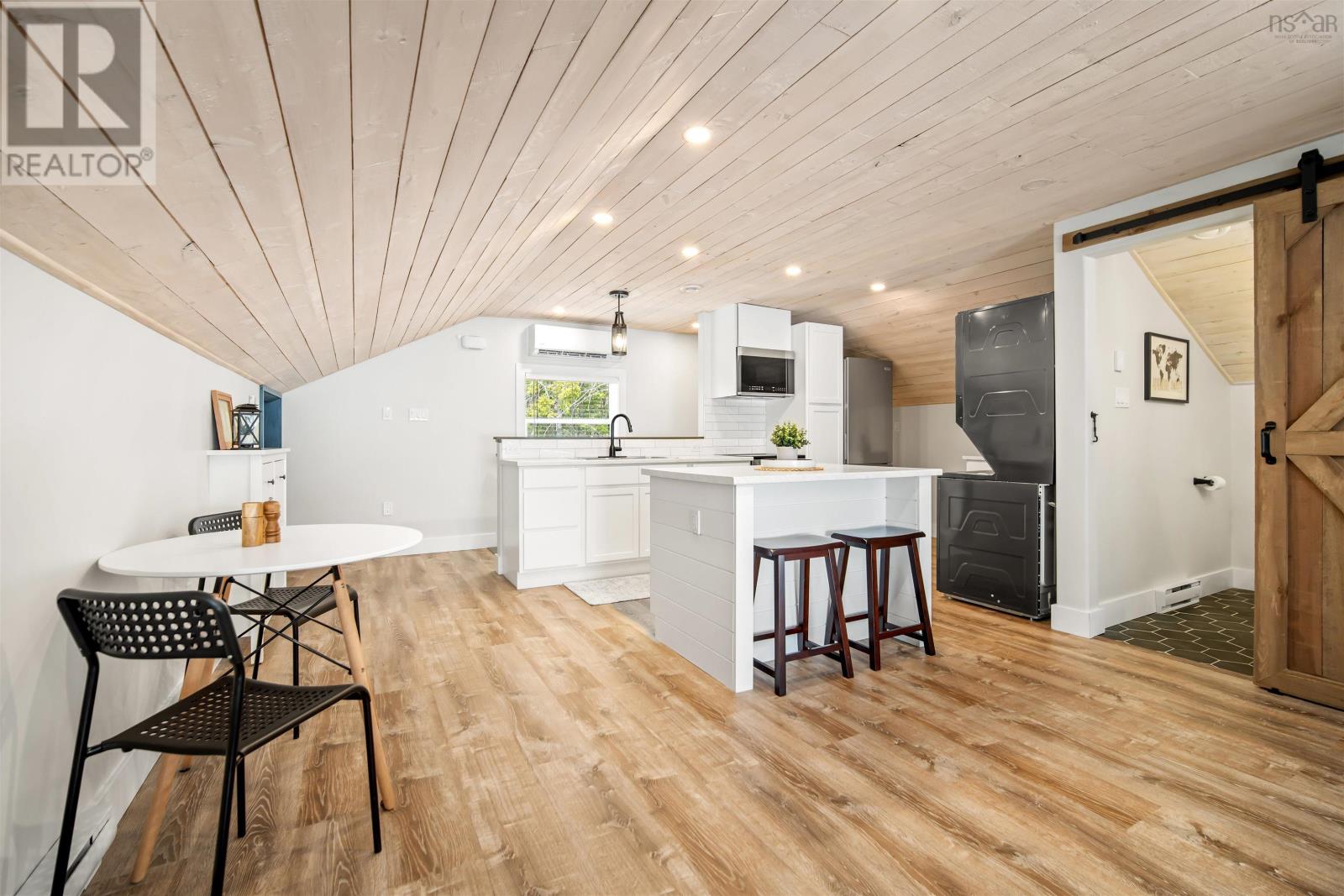 Property 7 of 49 of 723 McCabe Lake Drive, Indigo Shores