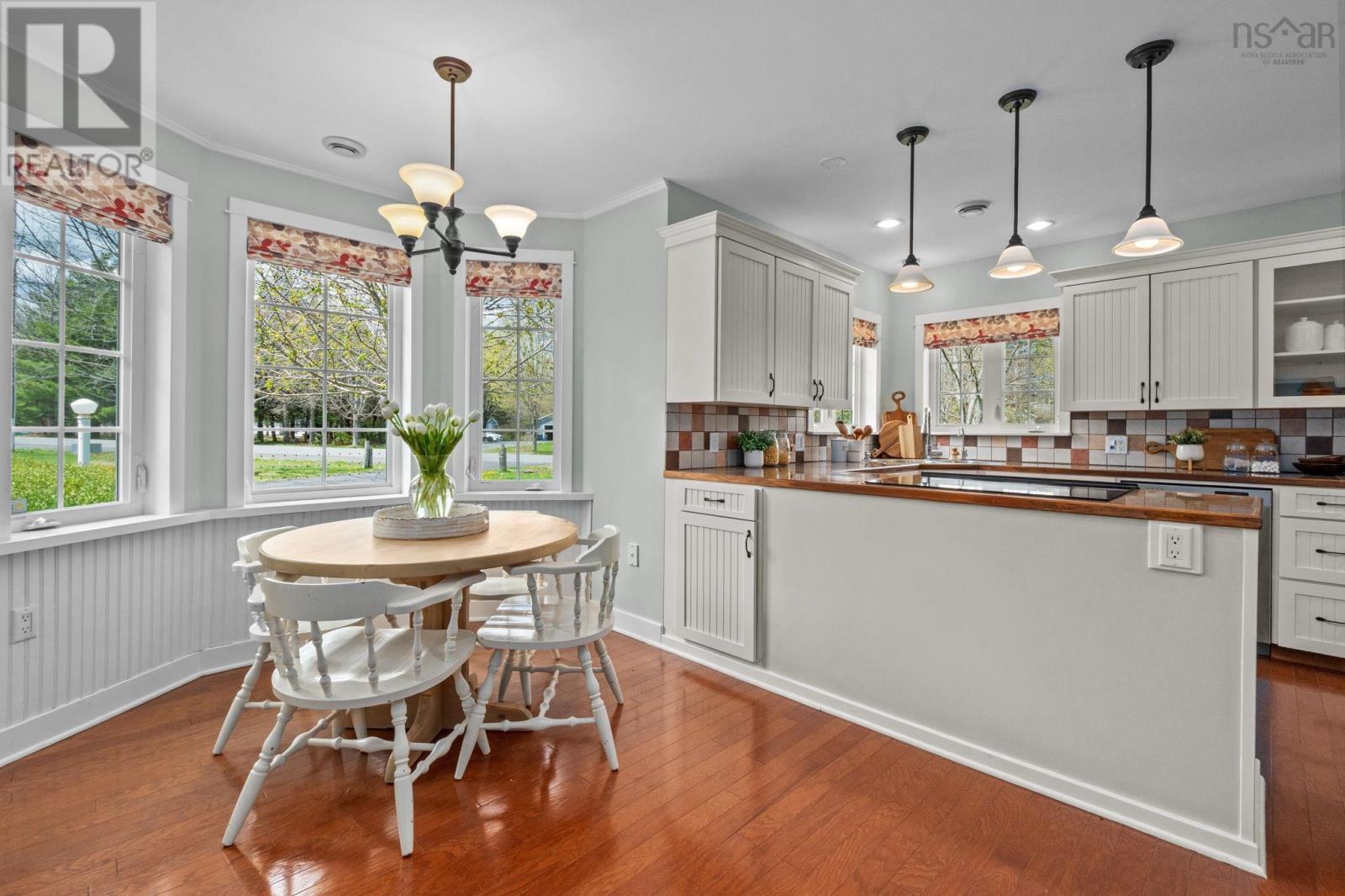 141 Morris Crescent - 6