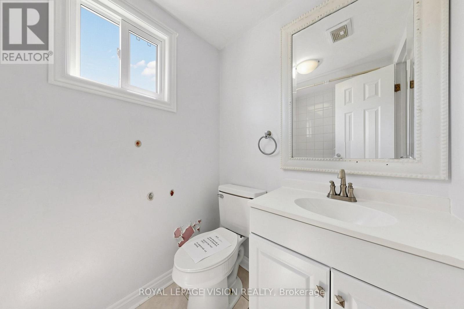 6 HECTOR COURT - 25