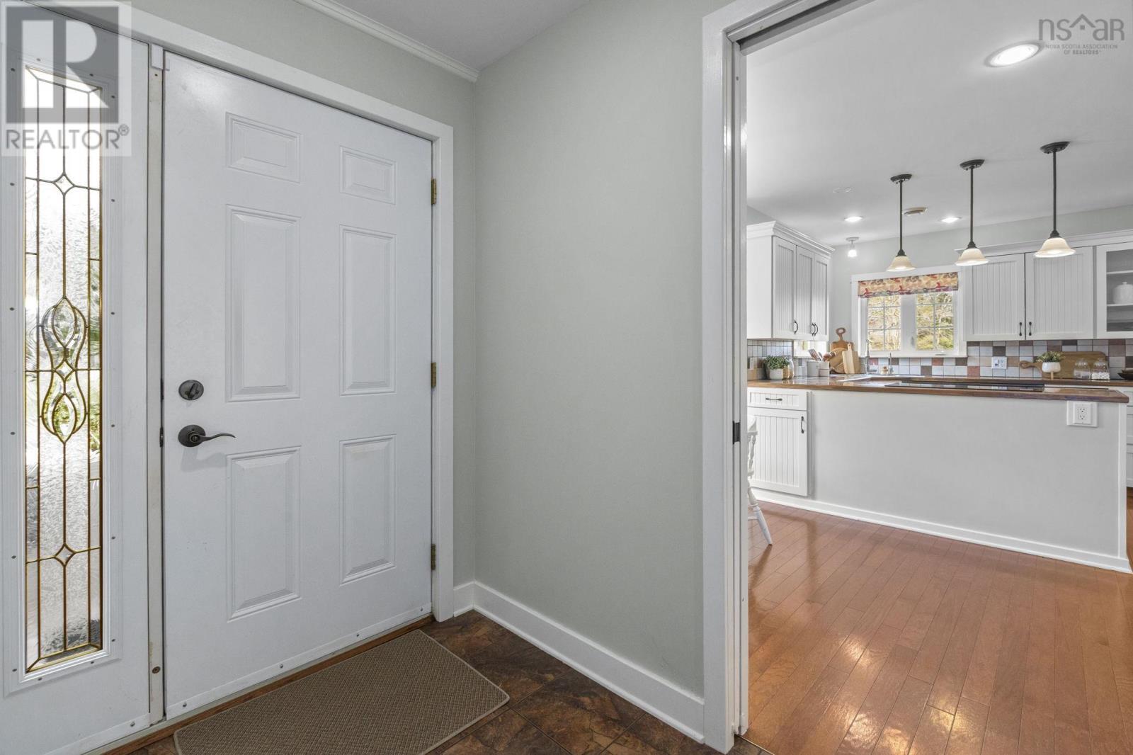 141 Morris Crescent - 5
