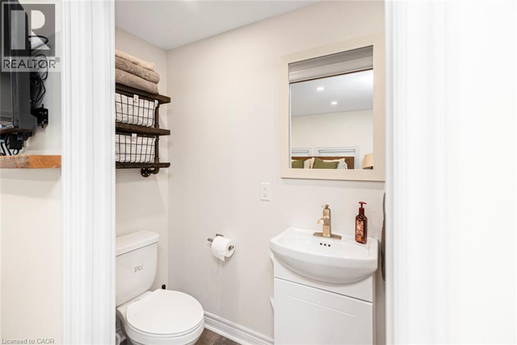 811 TAMARAC Street - 13