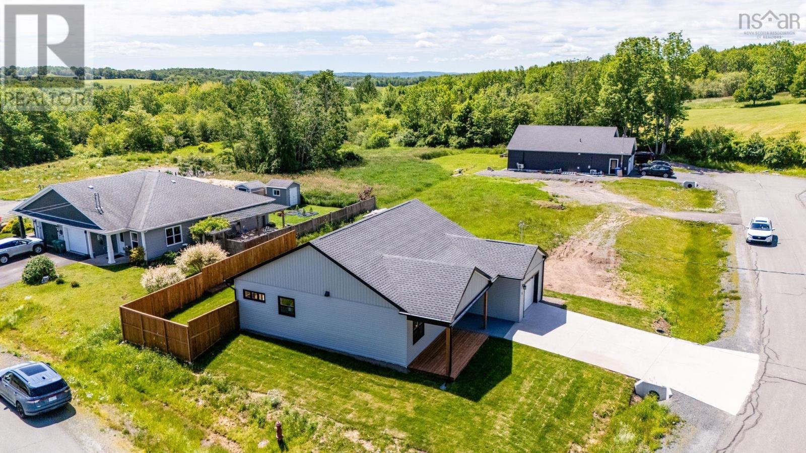 Property 30 of 37 of 5 McCully Crescent
