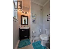 57 MacPherson Avenue thumbnail 13