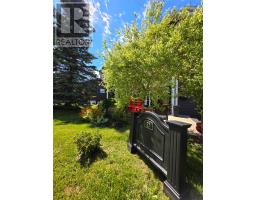 57 MacPherson Avenue thumbnail 30