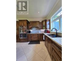 57 MacPherson Avenue thumbnail 3