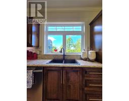 57 MacPherson Avenue thumbnail 4