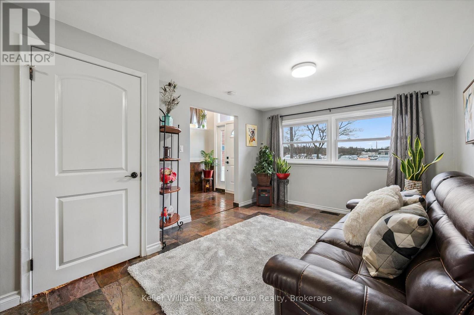 44 MEYER DRIVE - 12